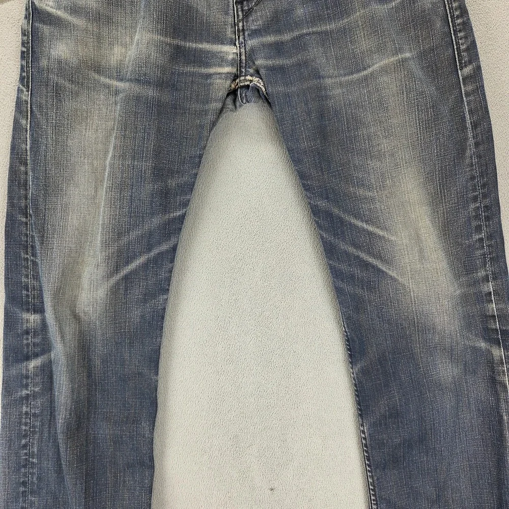Vintage Levis Engineered Jeans Mens 33x32 Blue 504 Loose Whiskers Honeycomb